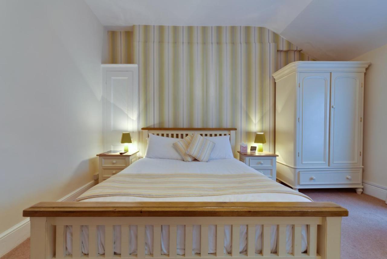 Lauriston & Lawton Court Hotel Лландидно Экстерьер фото