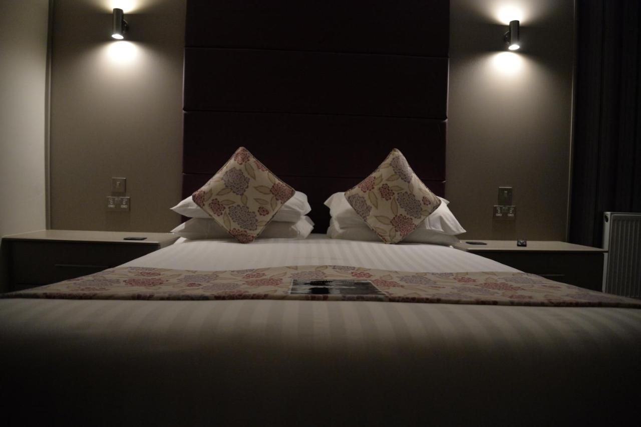 Lauriston & Lawton Court Hotel Лландидно Экстерьер фото